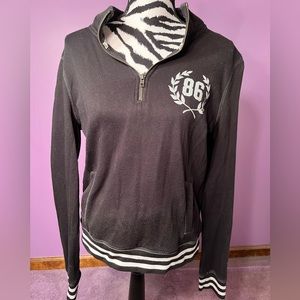 Pink, size M, color black